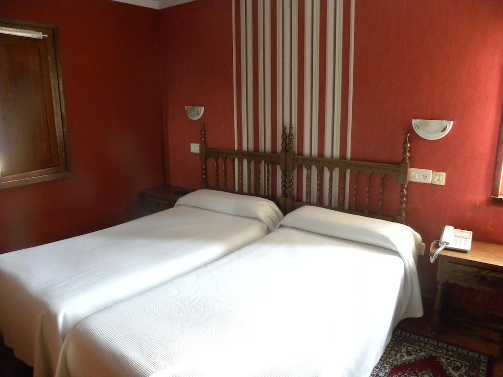 Hotel Restaurante Casa Fernando Ballota 部屋 写真